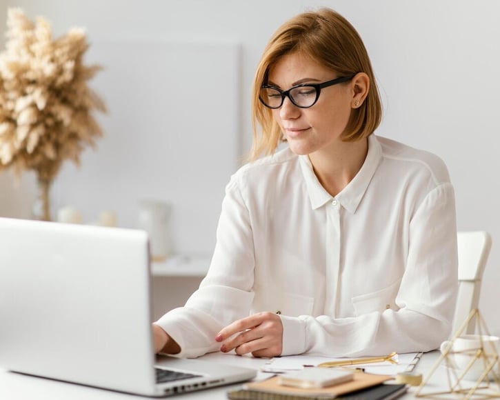 Arbeitgeber plant Schichten für den Achtstundentag